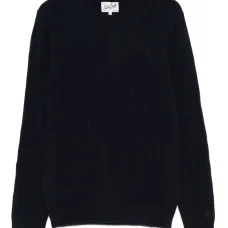 Шерстяной свитер