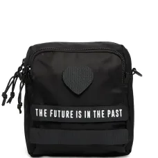 Сумка-мессенджер с нашивкой