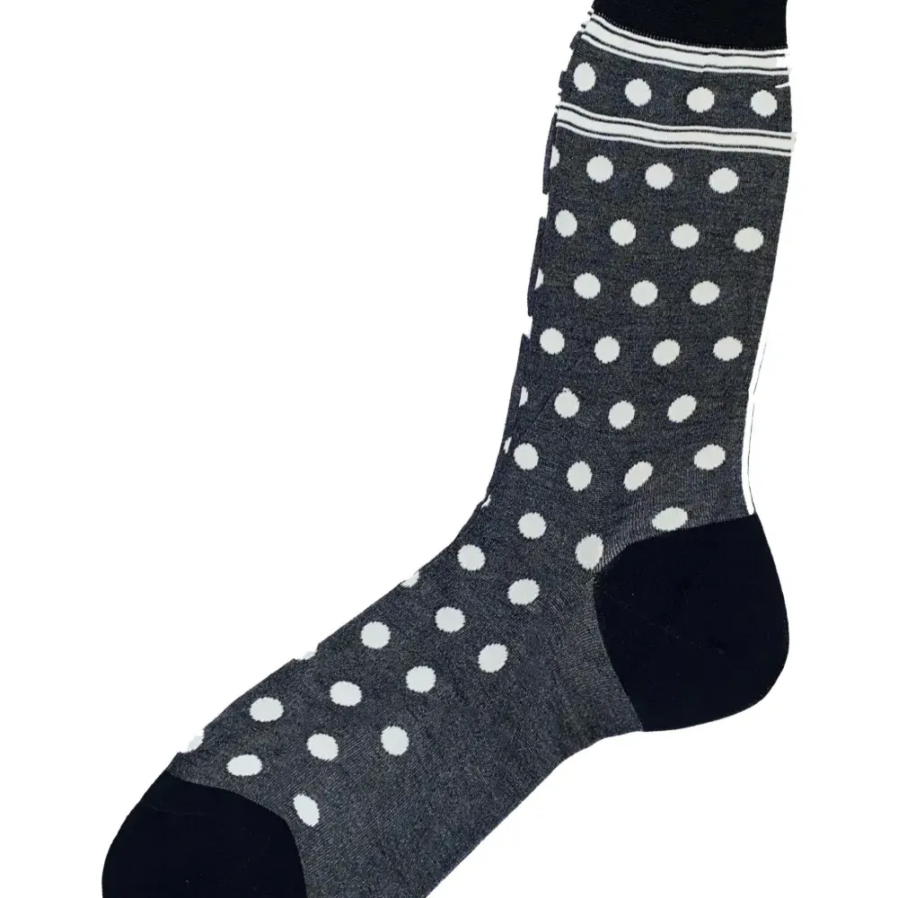 Носки в горох