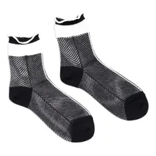 Носки с узором в елочку