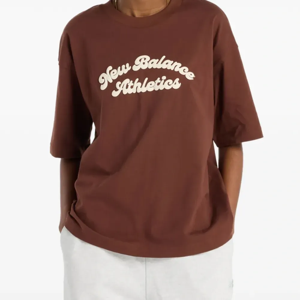 Футболка с принтом логотипа Linear Heritage