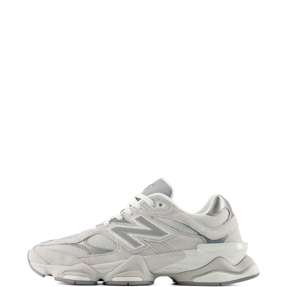 Кроссовки 9060