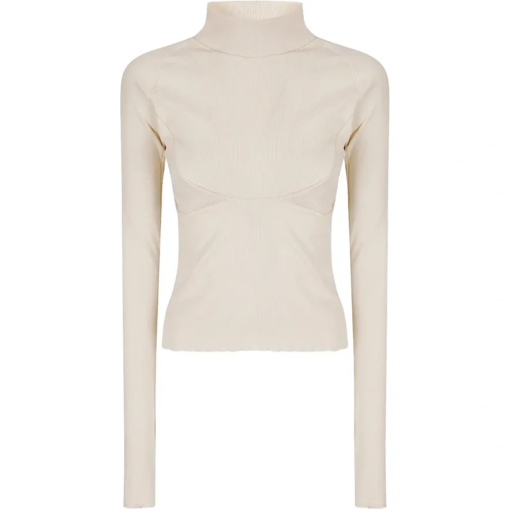 Топ с длинными рукавами и отделкой швами