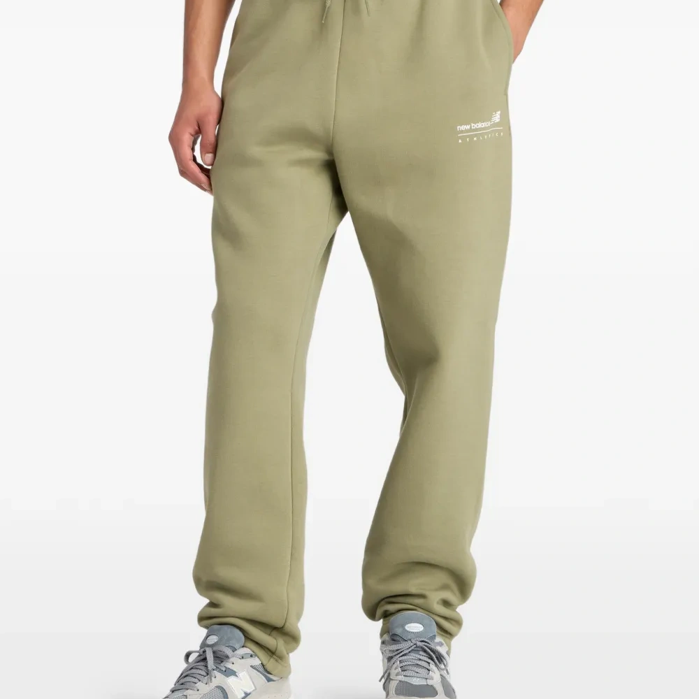 Джоггеры с логотипом