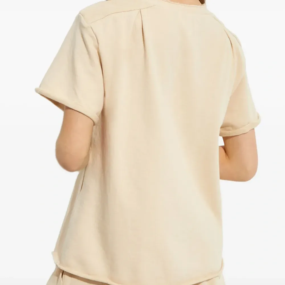 Футболка Signature 2021 с вышивкой