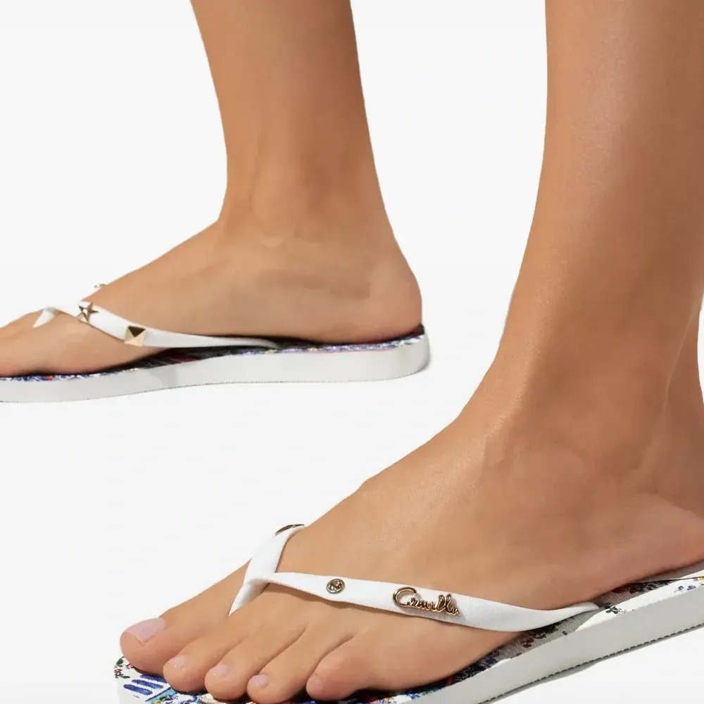 Шлепанцы Tiles Darls с заклепками Шлепанцы Tiles Darls с заклепками