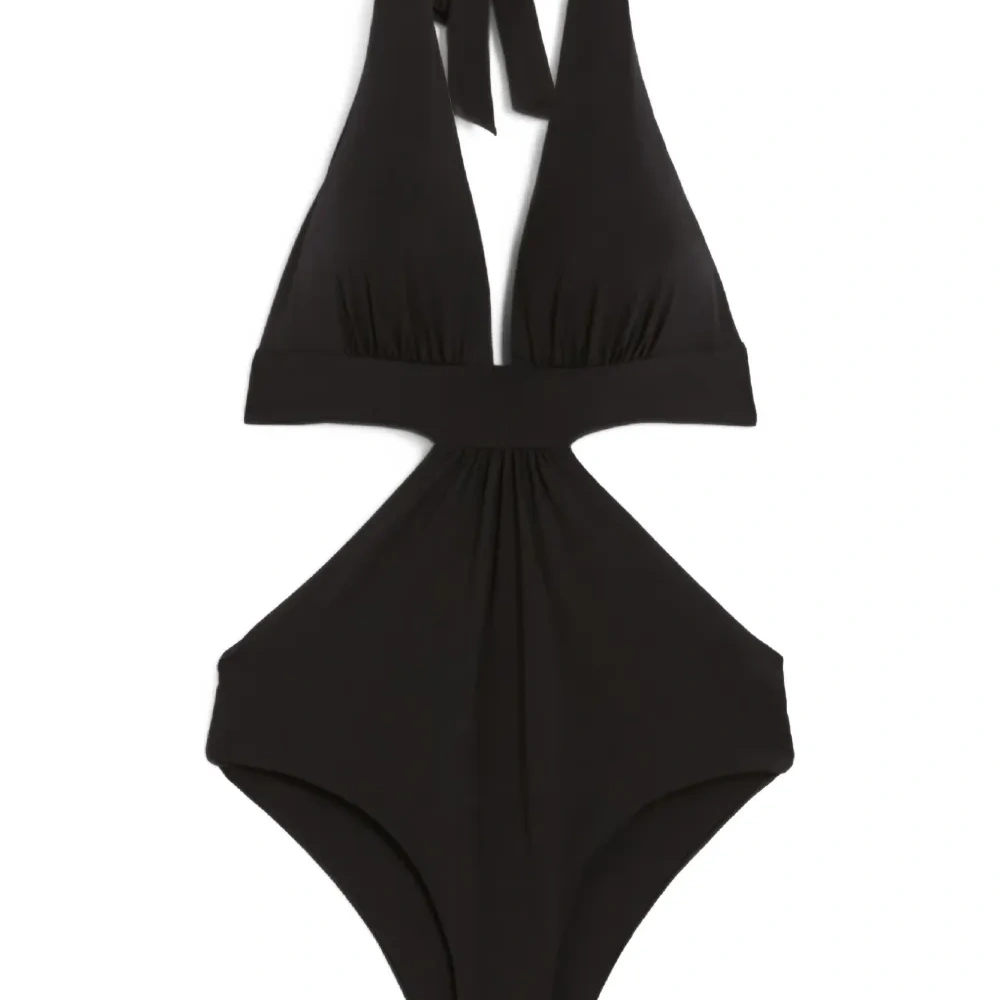 Купальник с V-образным вырезом