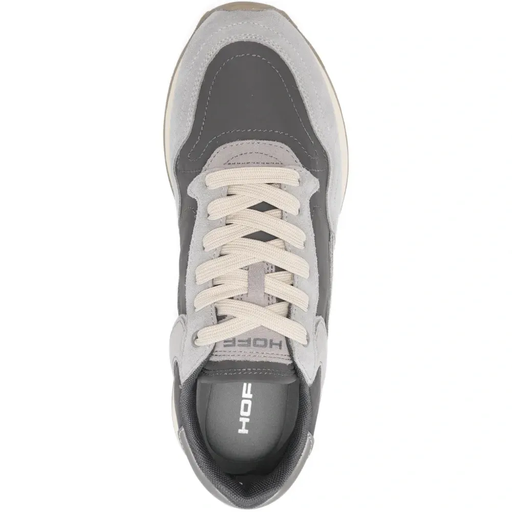 Кроссовки с вставками