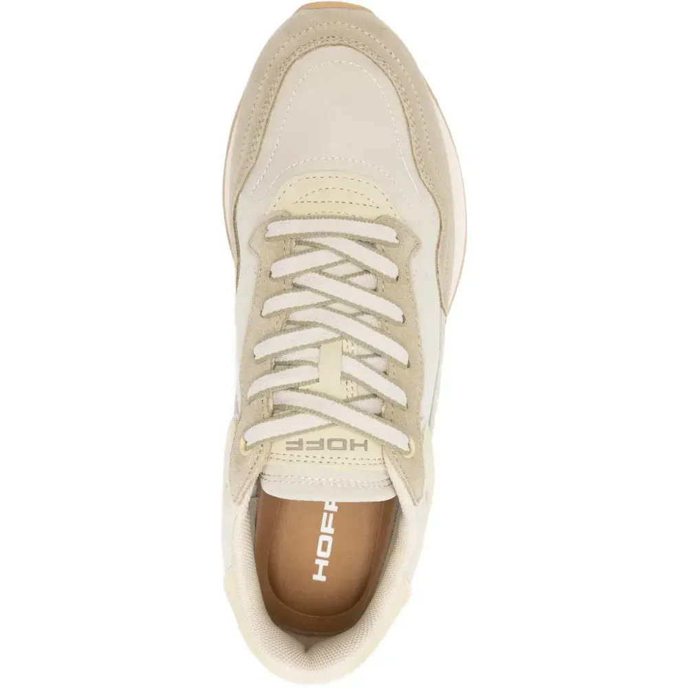 Городские кроссовки на шнуровке Городские кроссовки на шнуровке