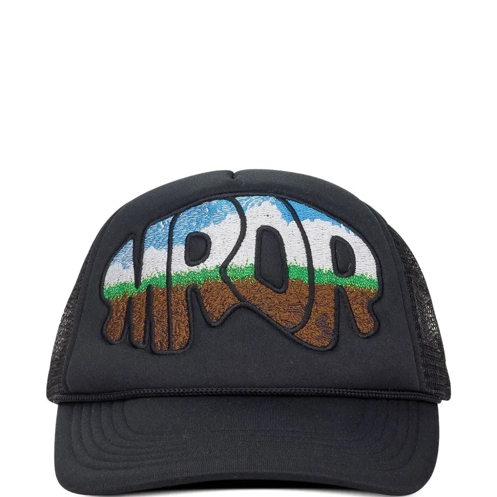 Бейсболка с вышивкой Бейсболка с вышивкой