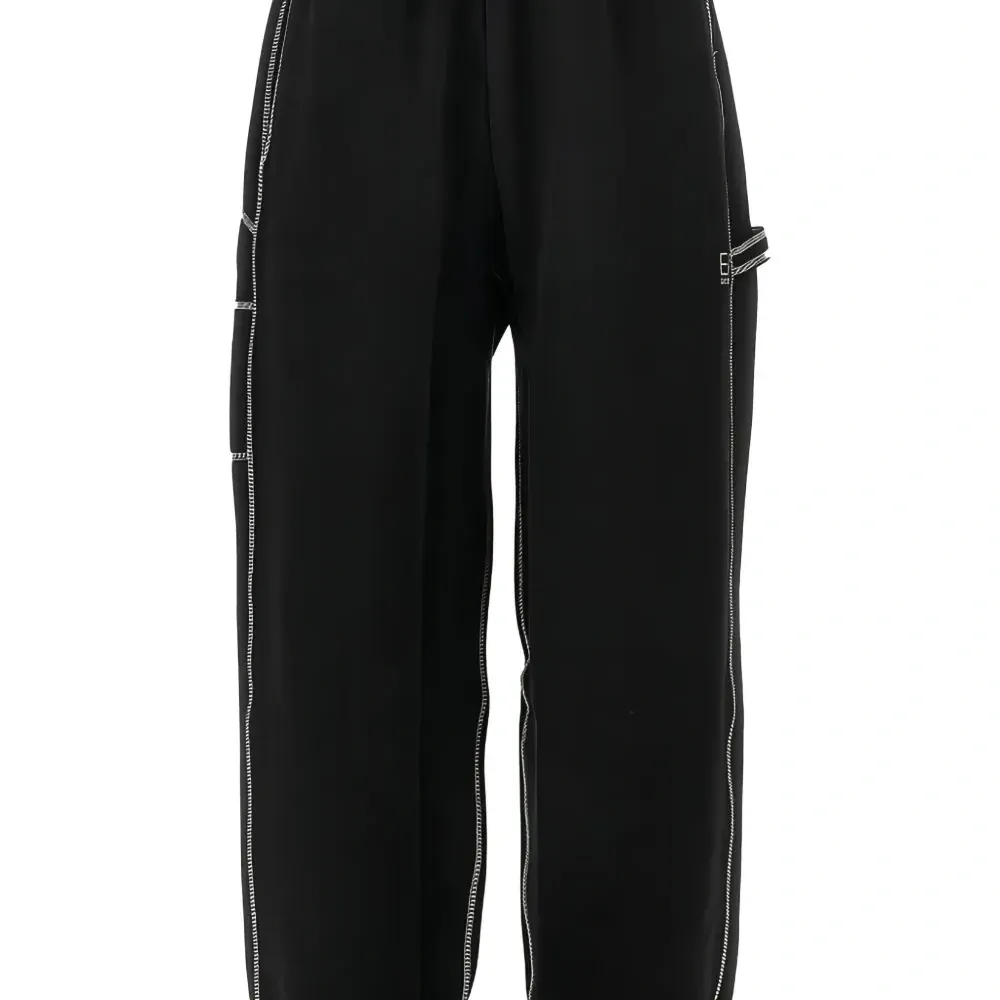 Джоггеры с контрастной отделкой