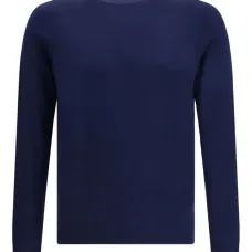 Свитер с круглым вырезом