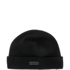 Шапка бини с нашивкой-логотипом