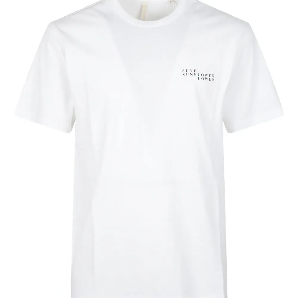 Футболка с принтом логотипа