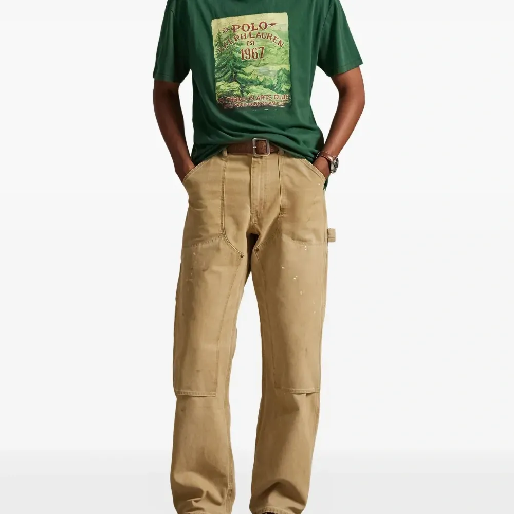 Футболка с графичным принтом