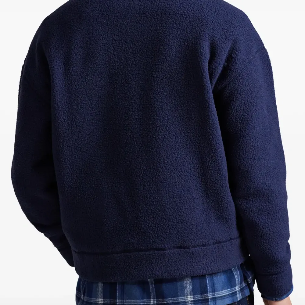 Толстовка с нагрудным карманом