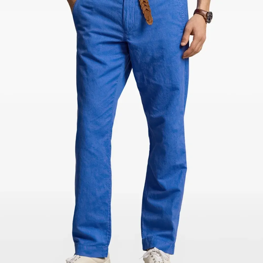 Брюки без защипов