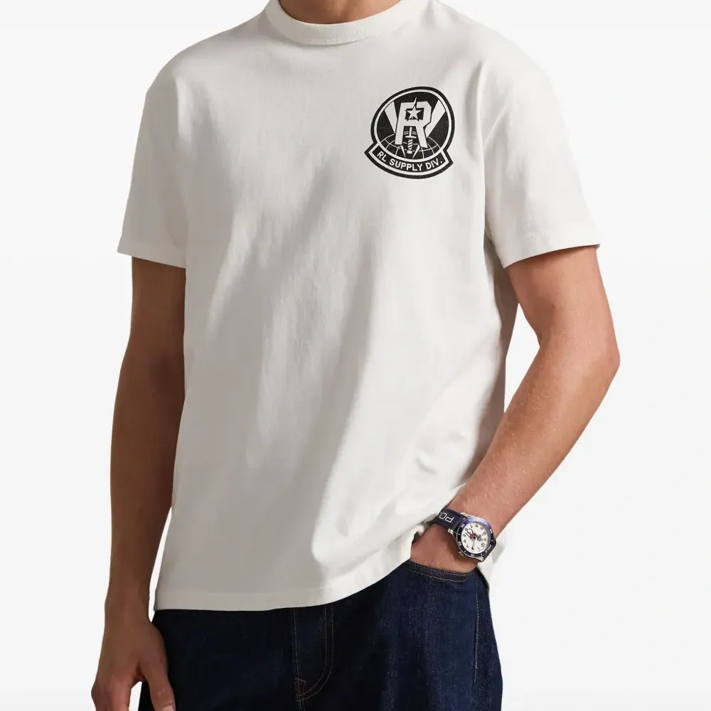 Футболка с круглым вырезом Футболка с круглым вырезом