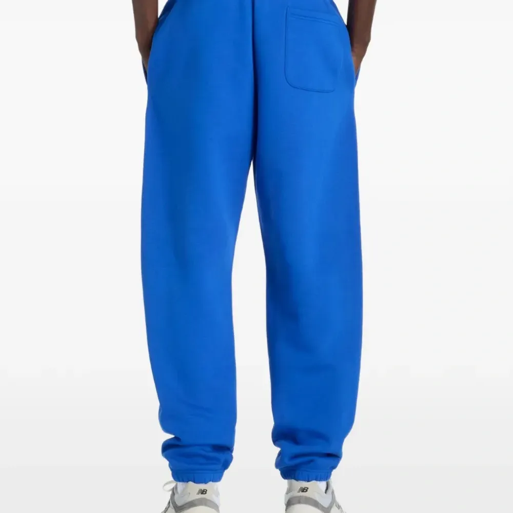 Джоггеры с вышитым логотипом