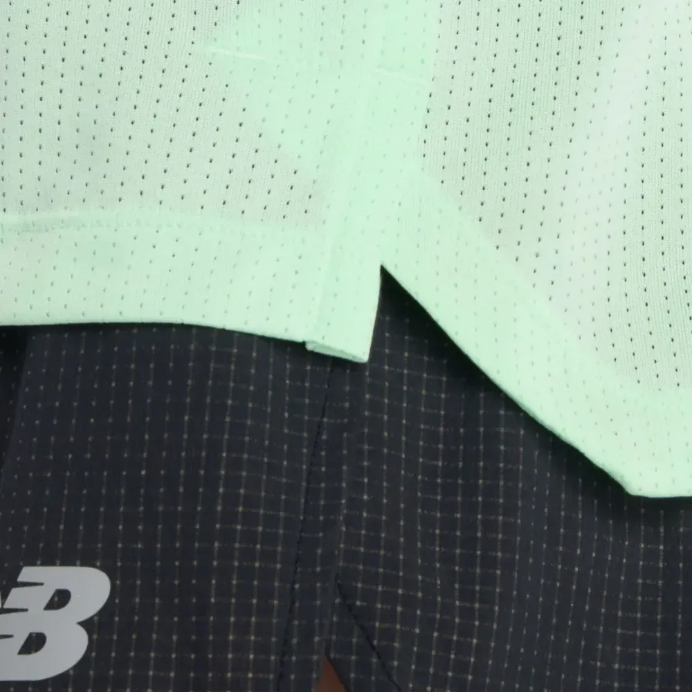 Футболка с графичным принтом