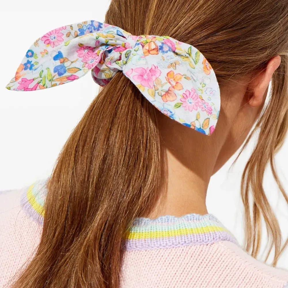 Набор из трех резинок для волос с цветочным узором