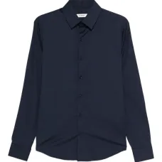 Рубашка на пуговицах