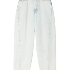 Джинсы с карманами