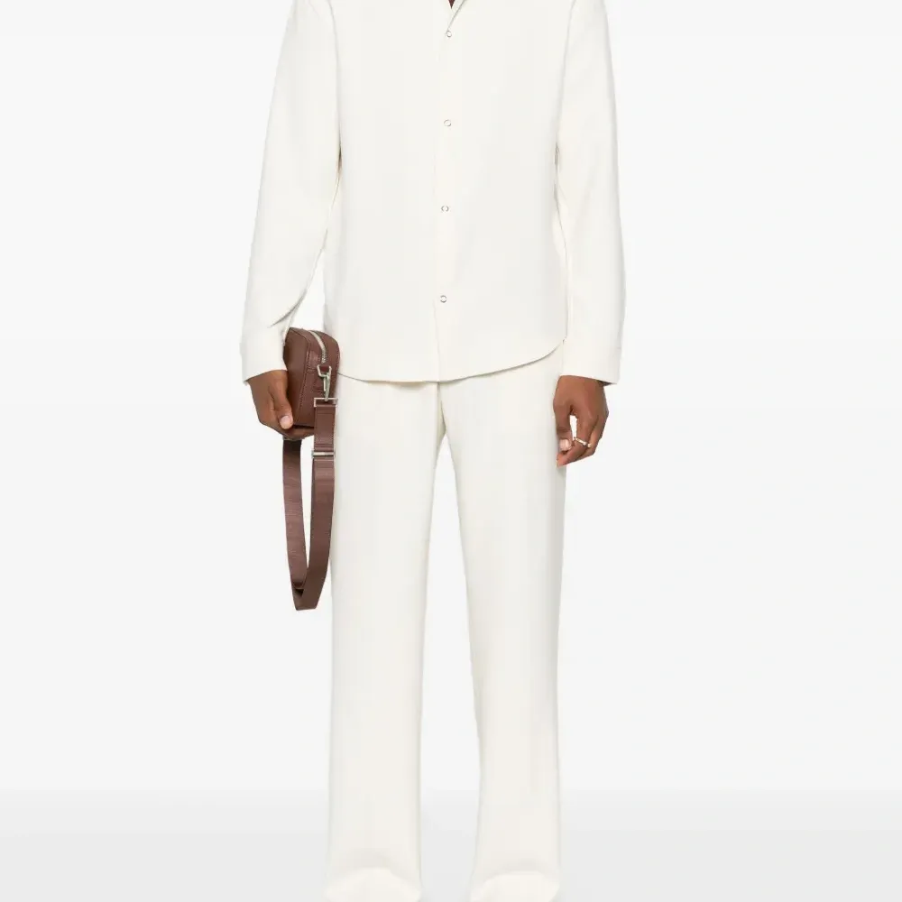 Футболка с круглым вырезом