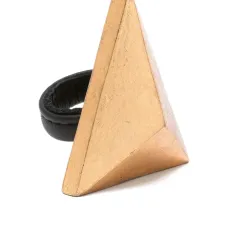 Треугольное кольцо