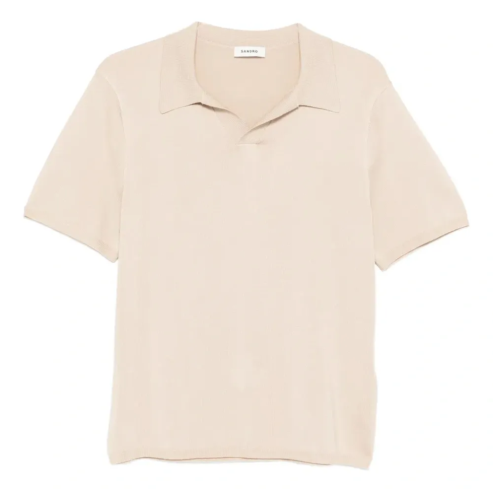 Футболка с V-образным вырезом