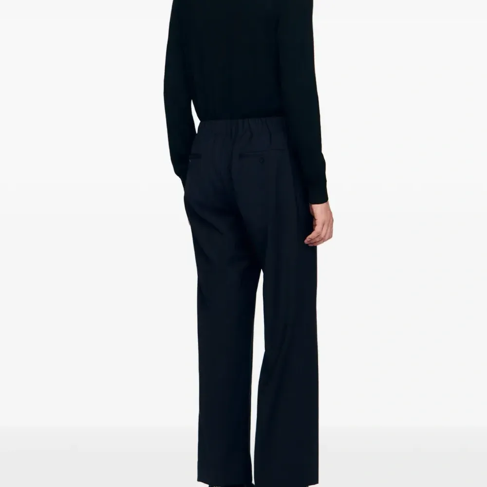 Брюки прямого кроя с эластичным поясом