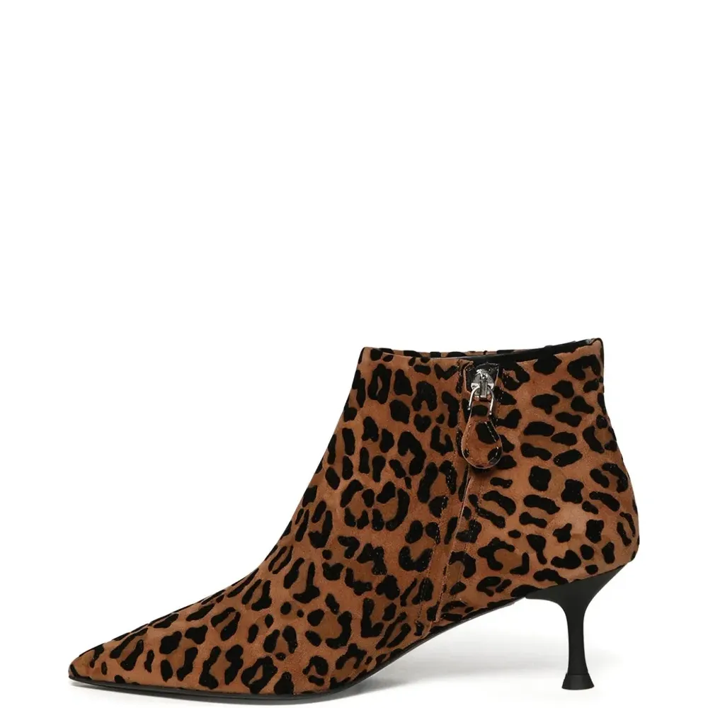 Ботильоны с анималистичным принтом Ботильоны с анималистичным принтом