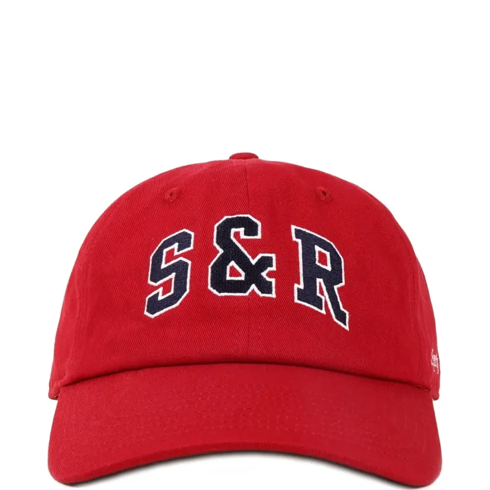 Бейсболка с логотипом