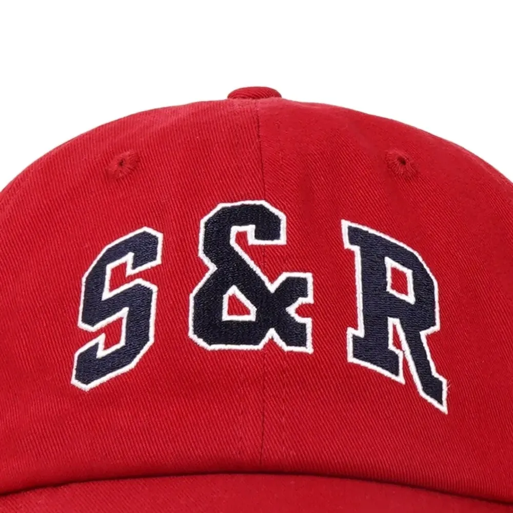 Бейсболка с логотипом