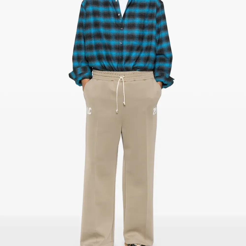 Клетчатая рубашка на пуговицах