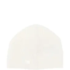 Шапка с пластиной-логотипом