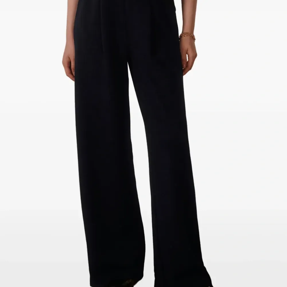 Брюки палаццо The Extra с эластичным поясом Брюки палаццо The Extra с эластичным поясом