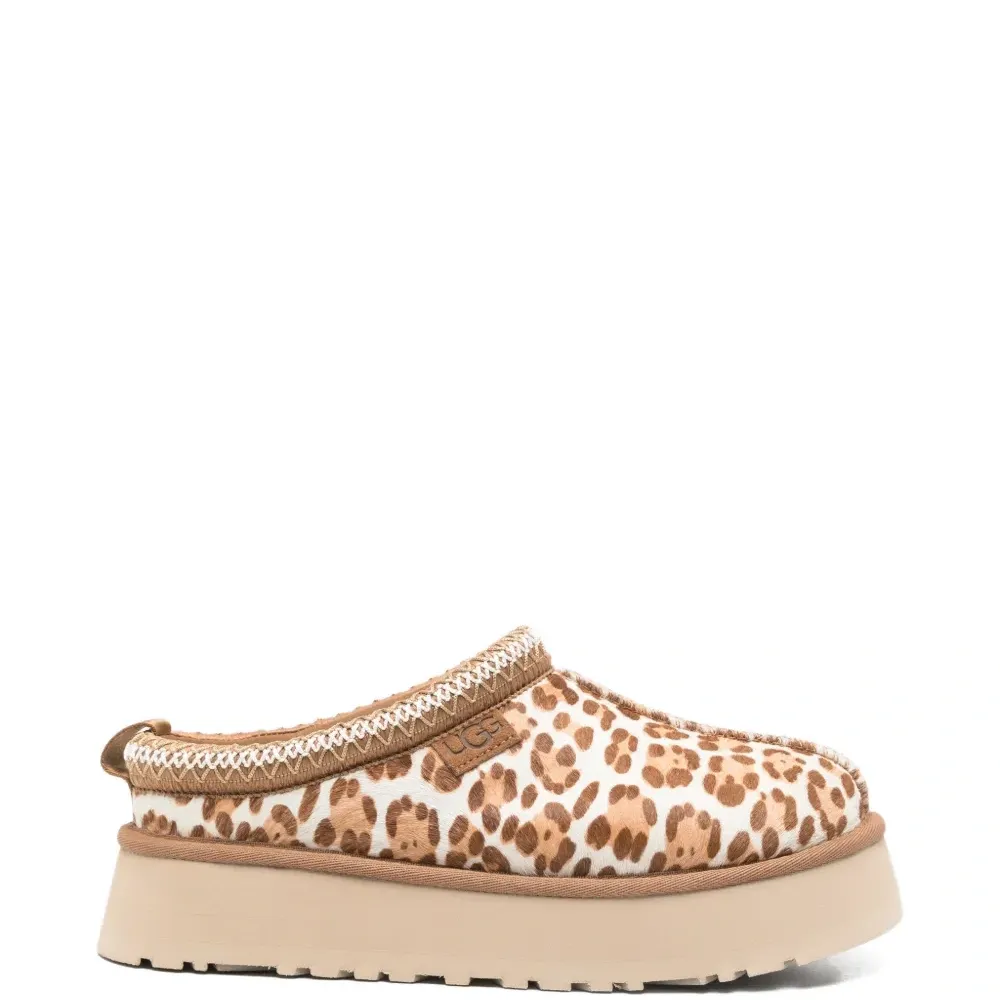 Леопардовые тапочки на платформе