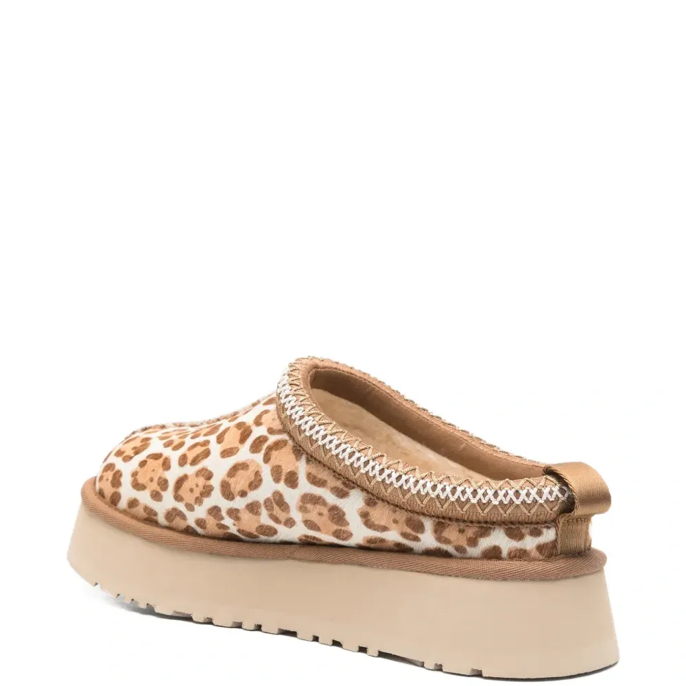 Леопардовые тапочки на платформе