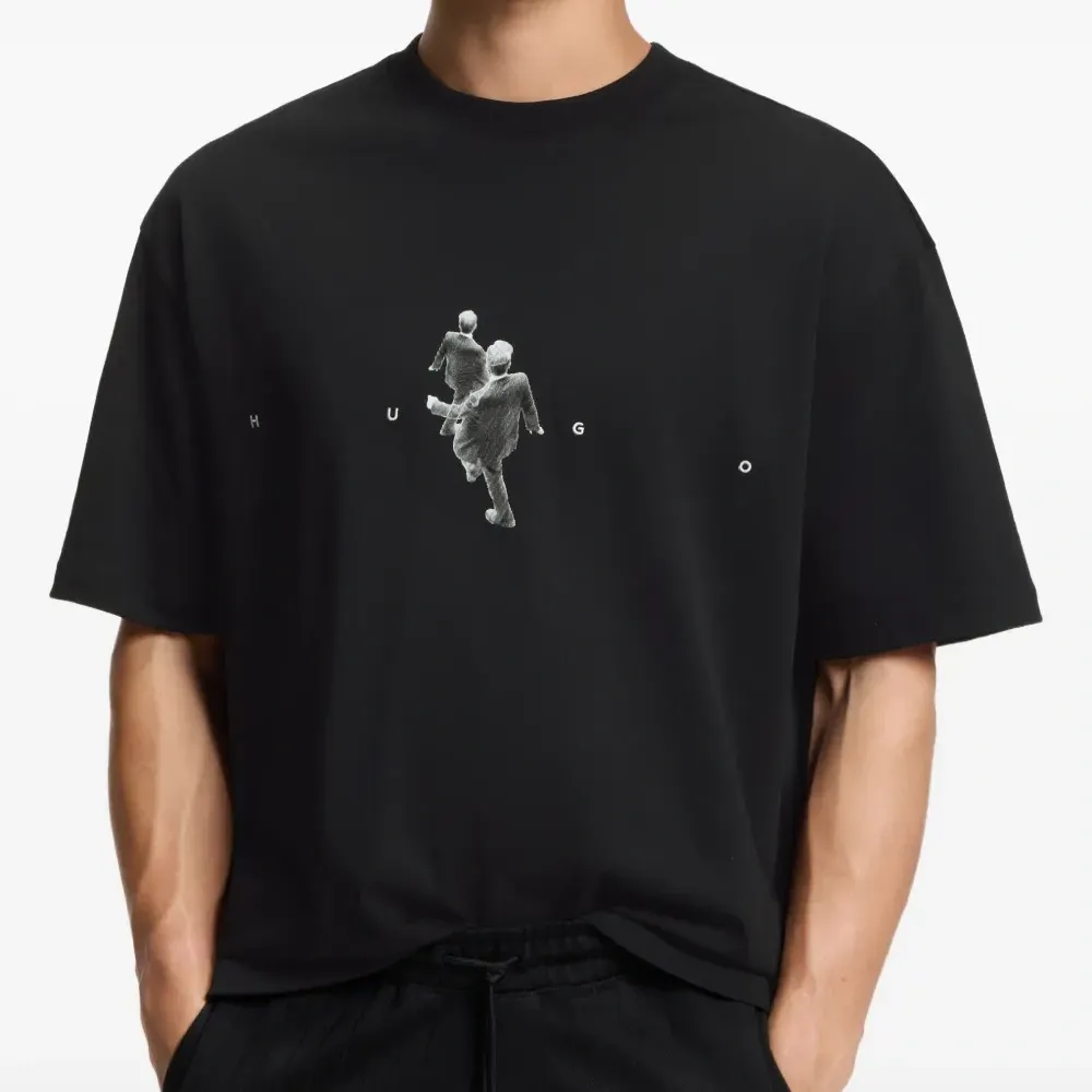 Футболка с графичным принтом Футболка с графичным принтом