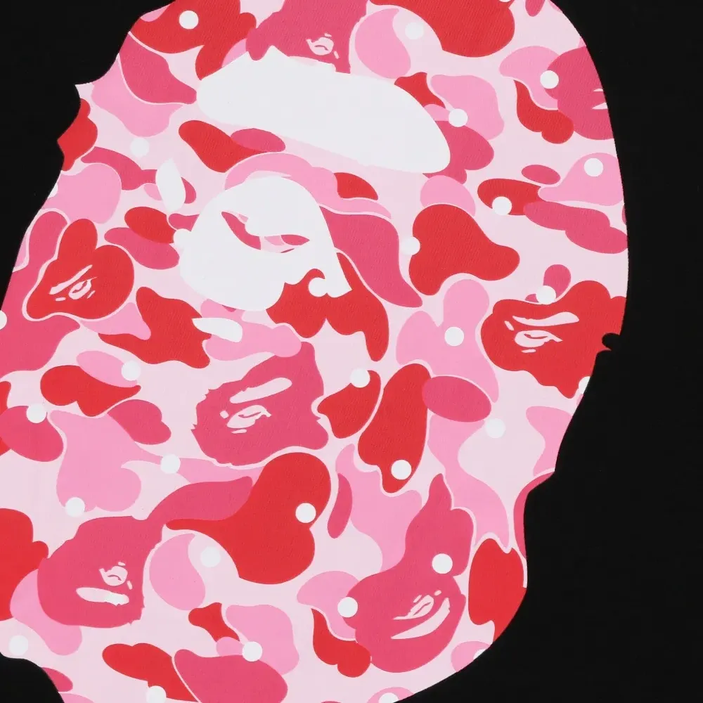 Футболка с логотипом