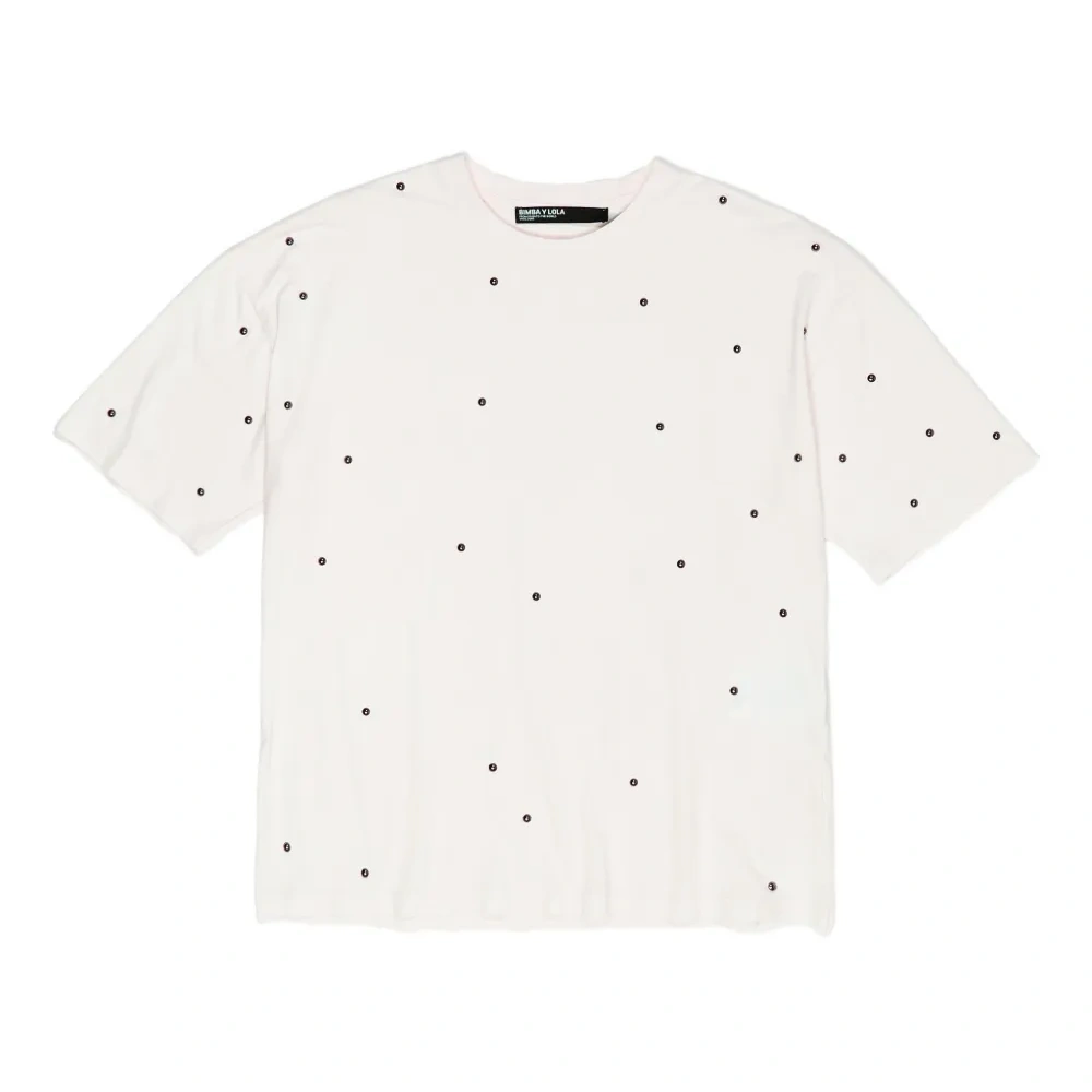 Футболка с заклепками