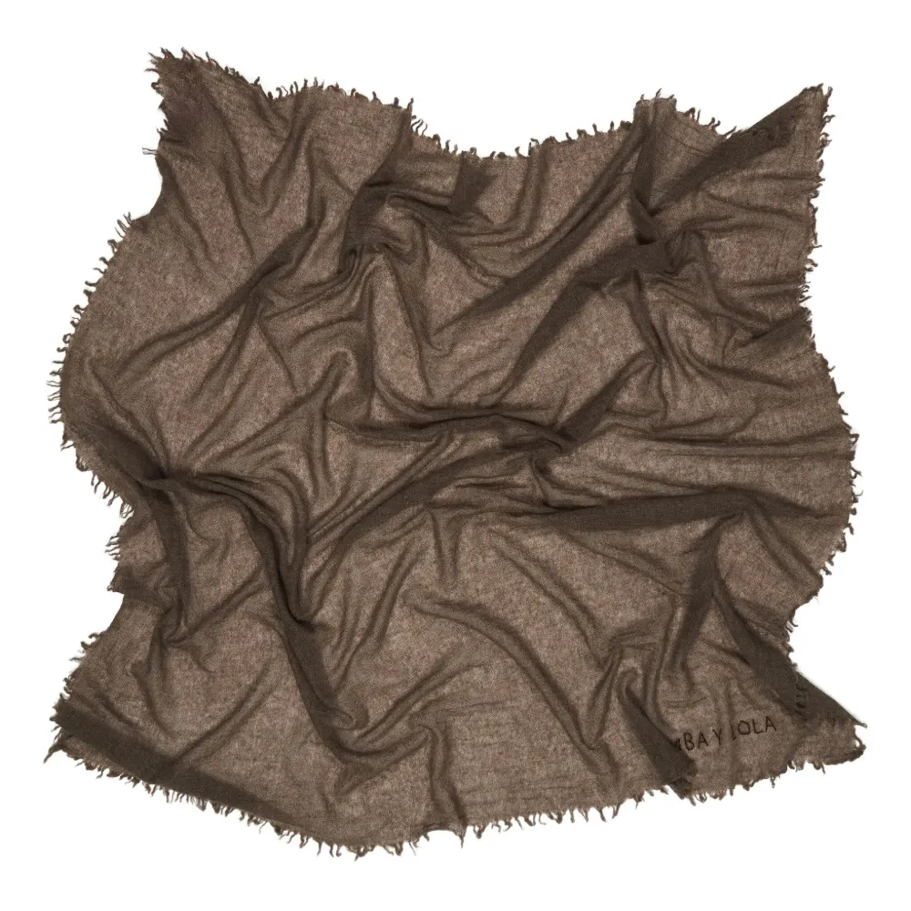 Шарф с бахромой