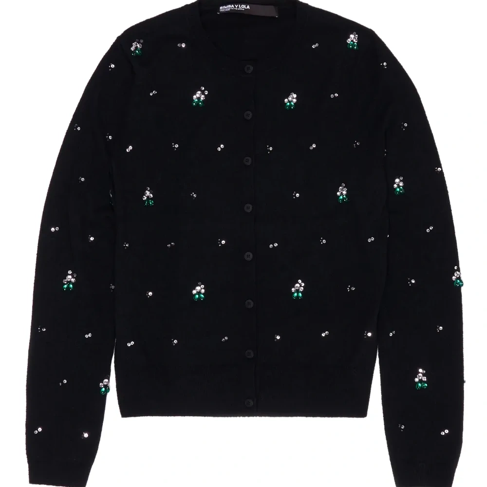 Кардиган с декорированными пуговицами