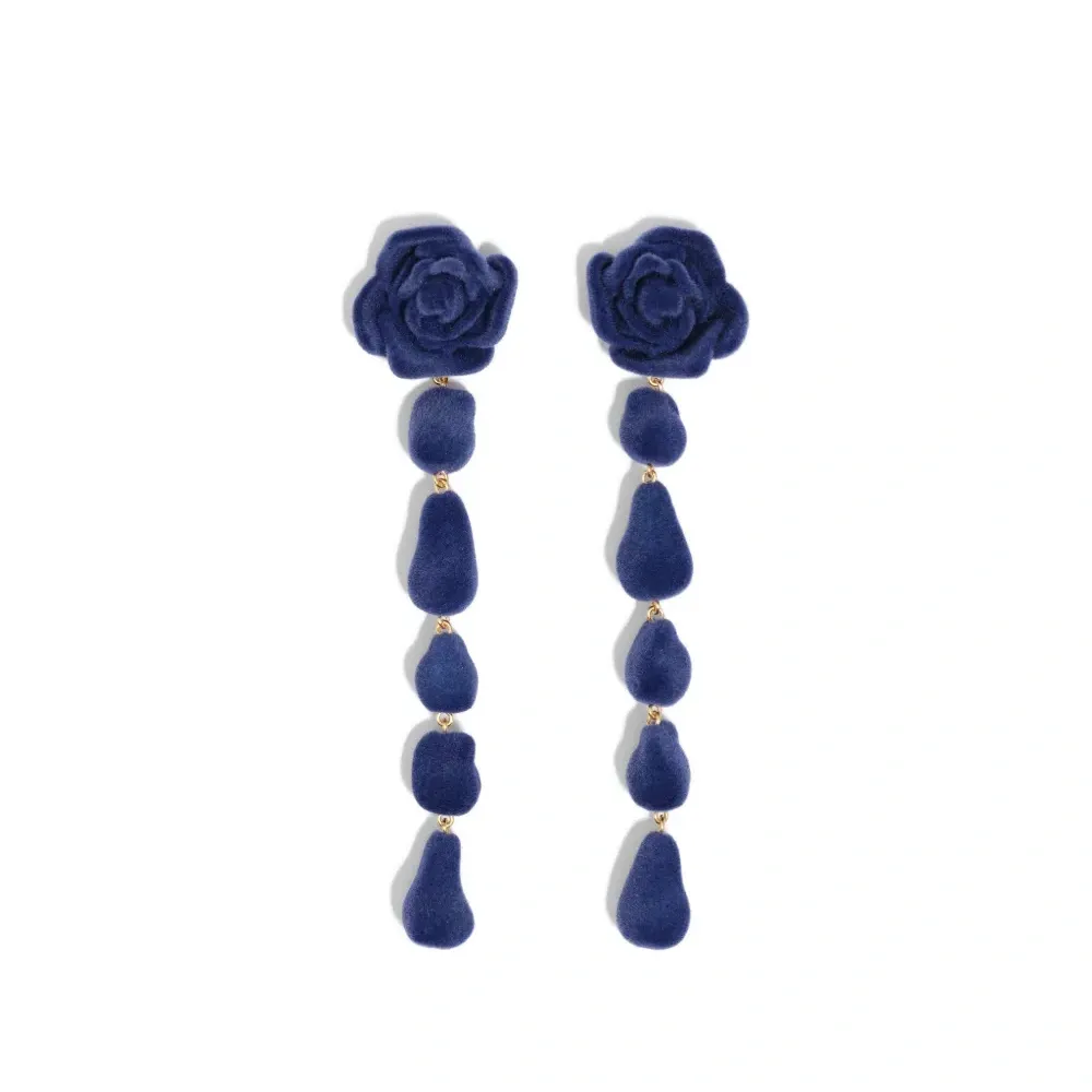 Серьги-подвески в форме цветов Серьги-подвески в форме цветов