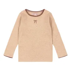 Свитер с вышивкой