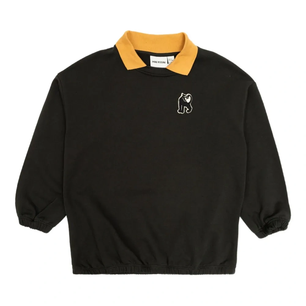 Толстовка с вышивкой