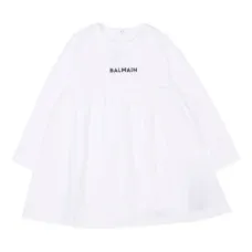 Платье с длинными рукавами