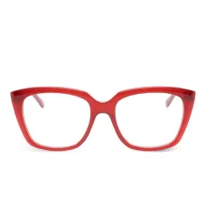 Очки в геометричной оправе