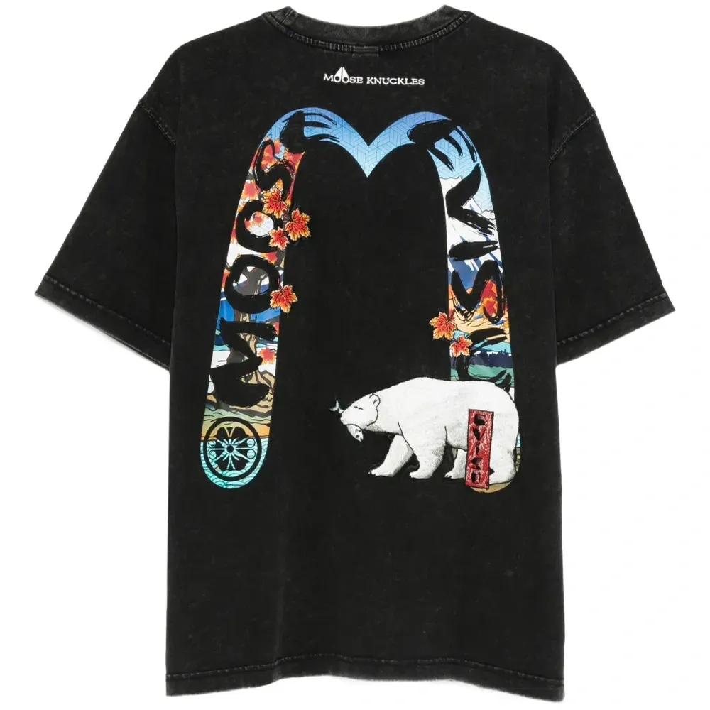 Футболка с графичным принтом